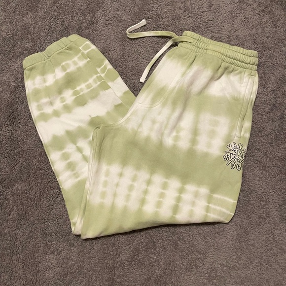 Vans Other - Tie dye sweatpants